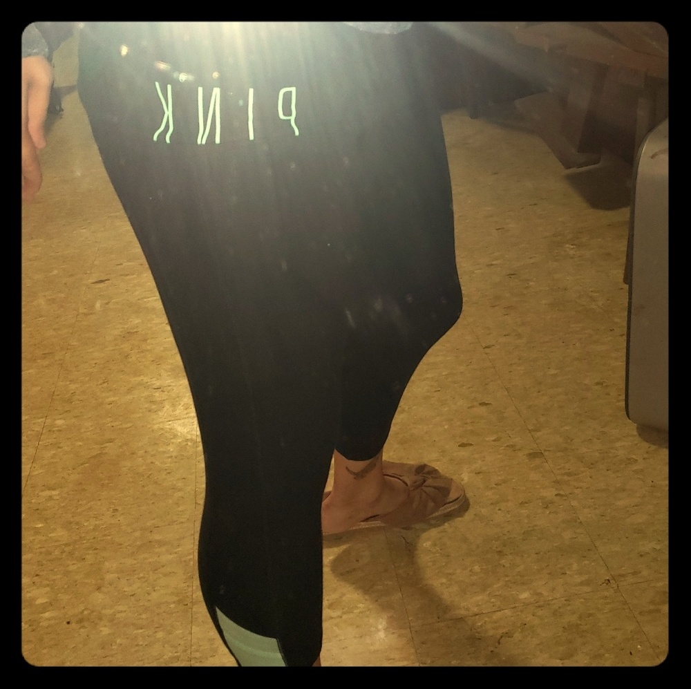 Small Size Black Pink Capri Leggings